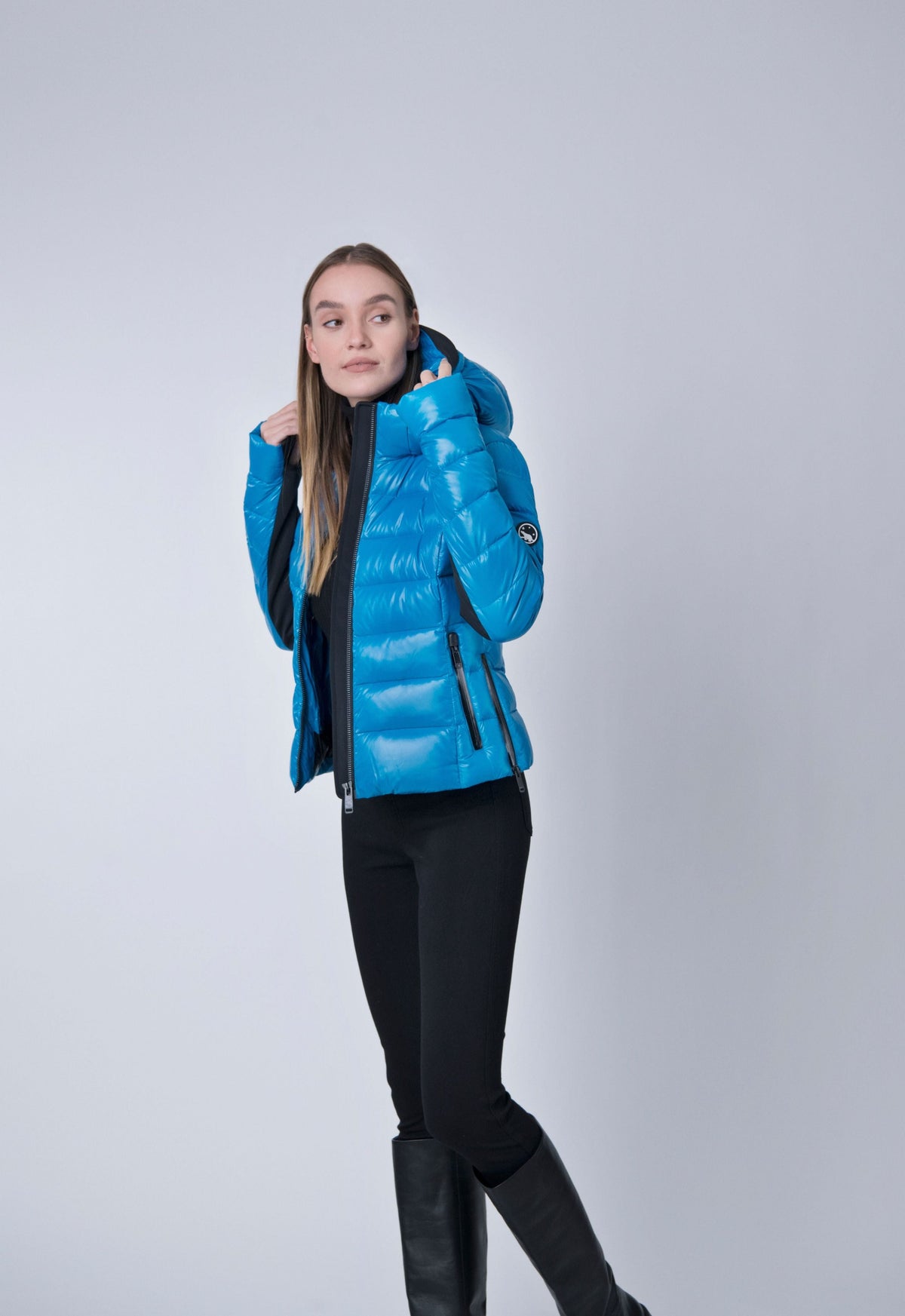 blue fitted cropped puffer coat with hood