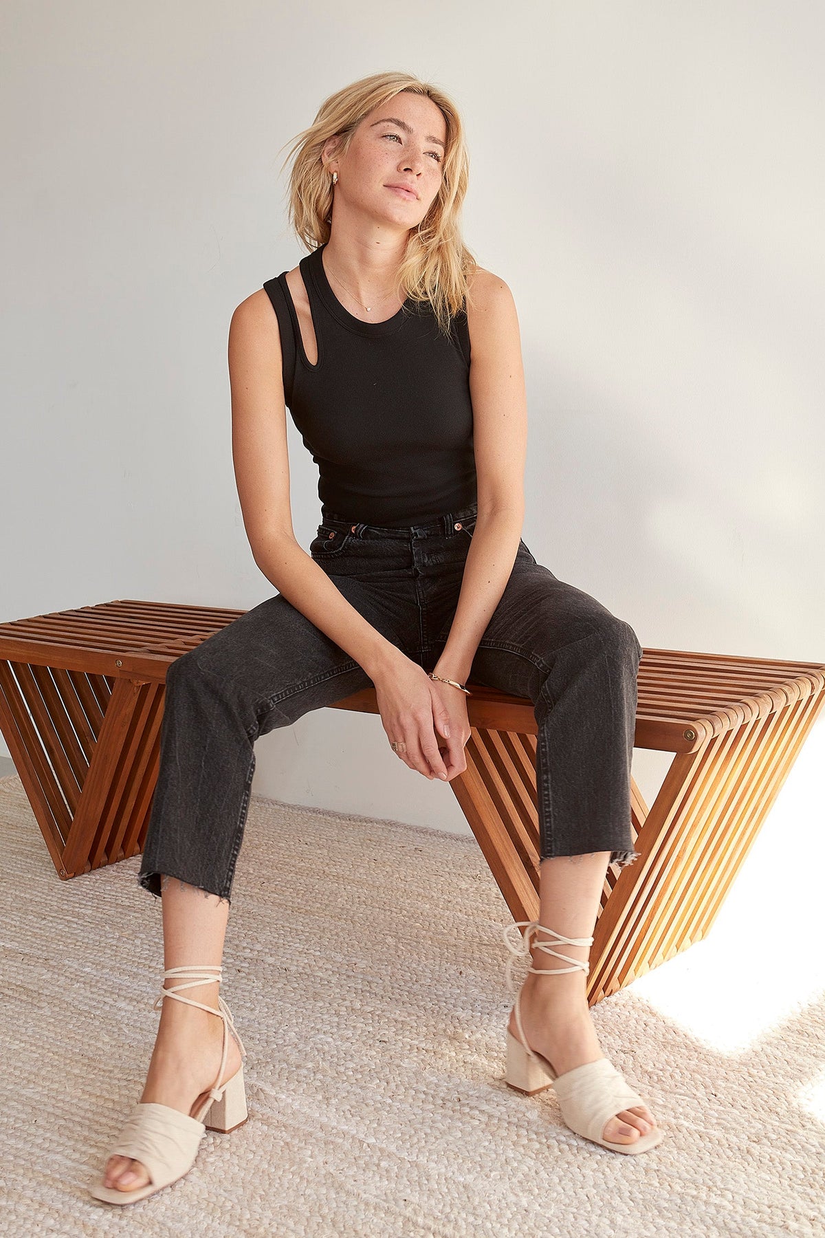 workwear essential black tank top without cutout detail 