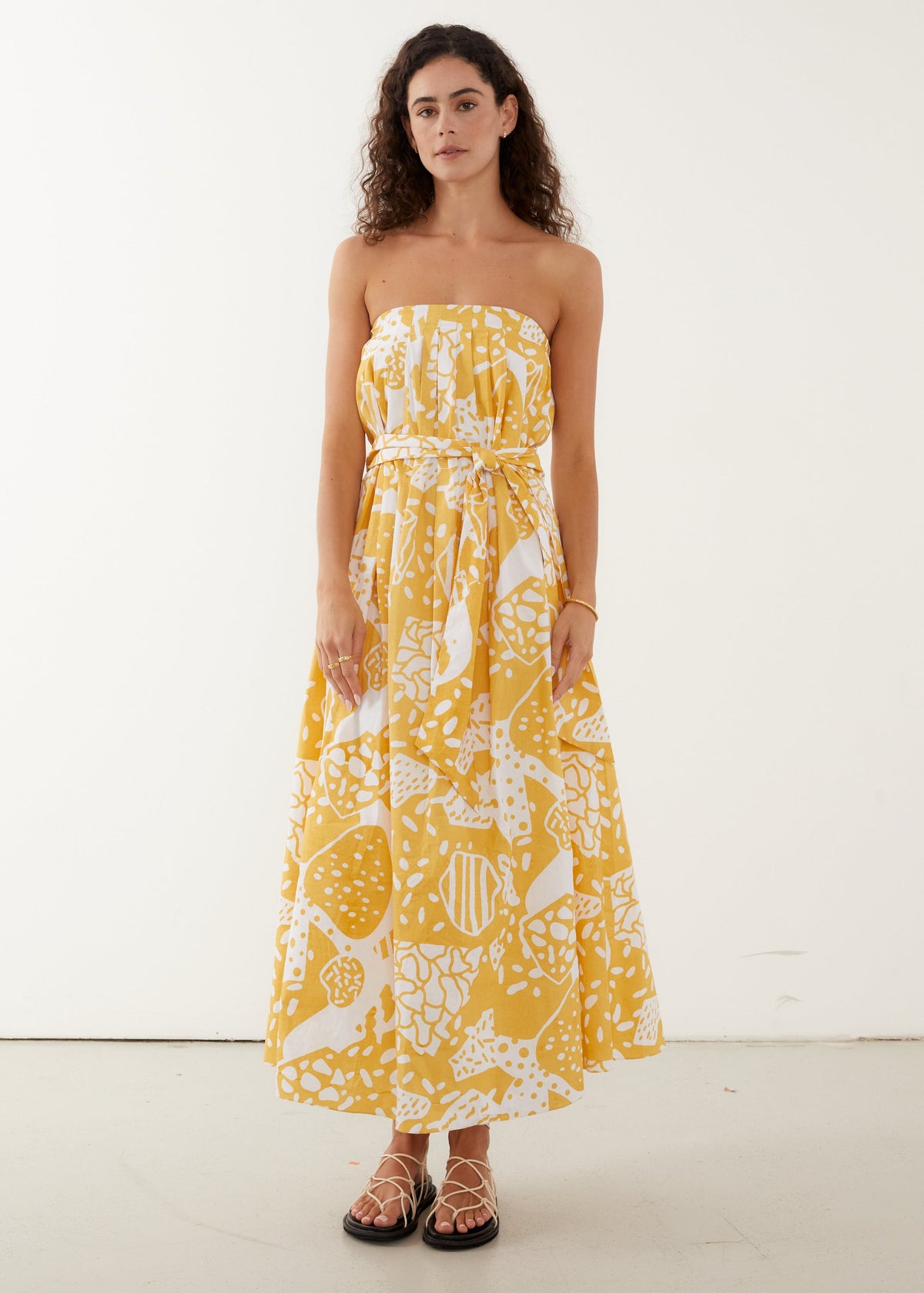 summer strapless midi dress in yellow and white print