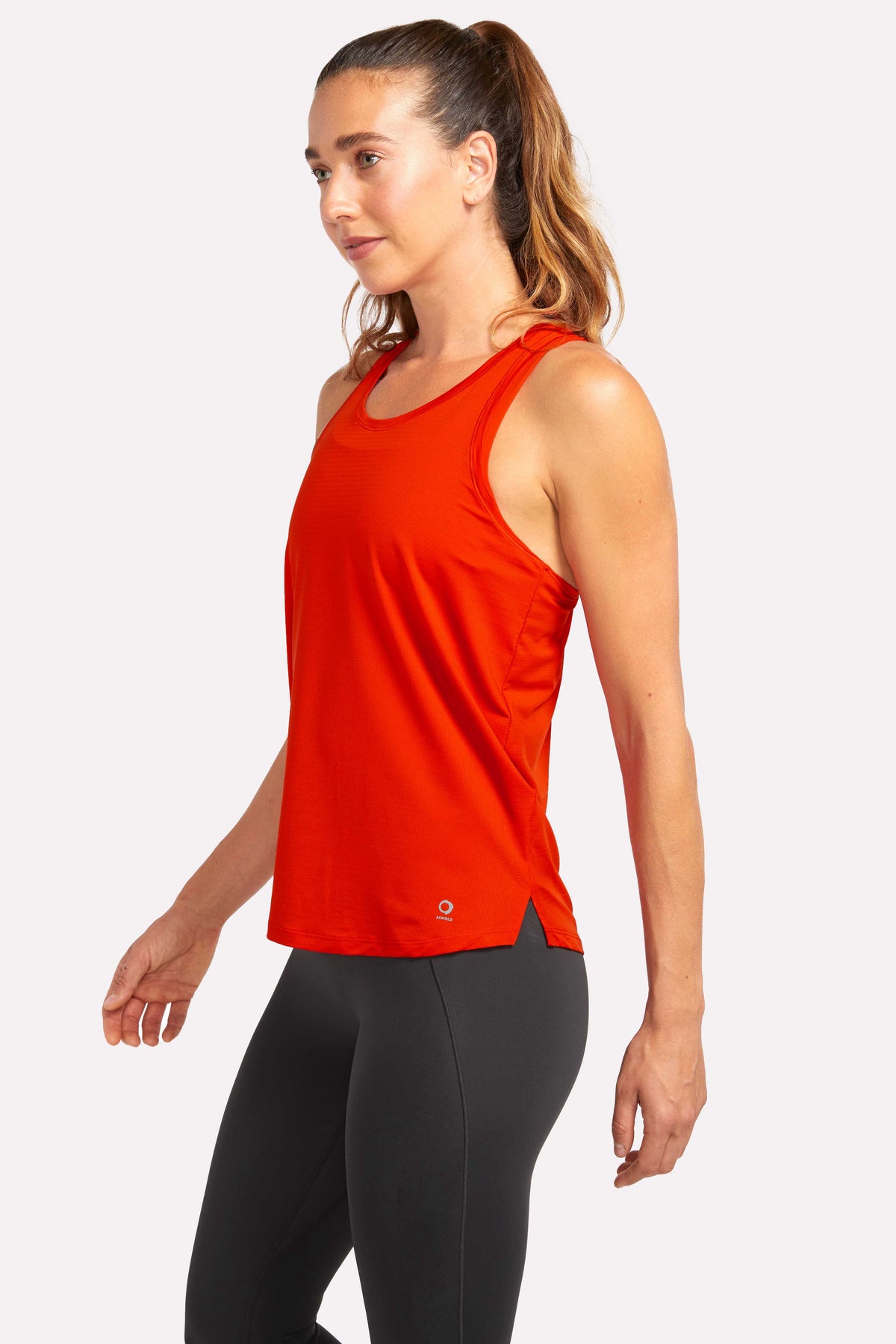 sustainable cotton workout tank top in red