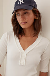fitted v-neck cotton 3/4 sleeve top