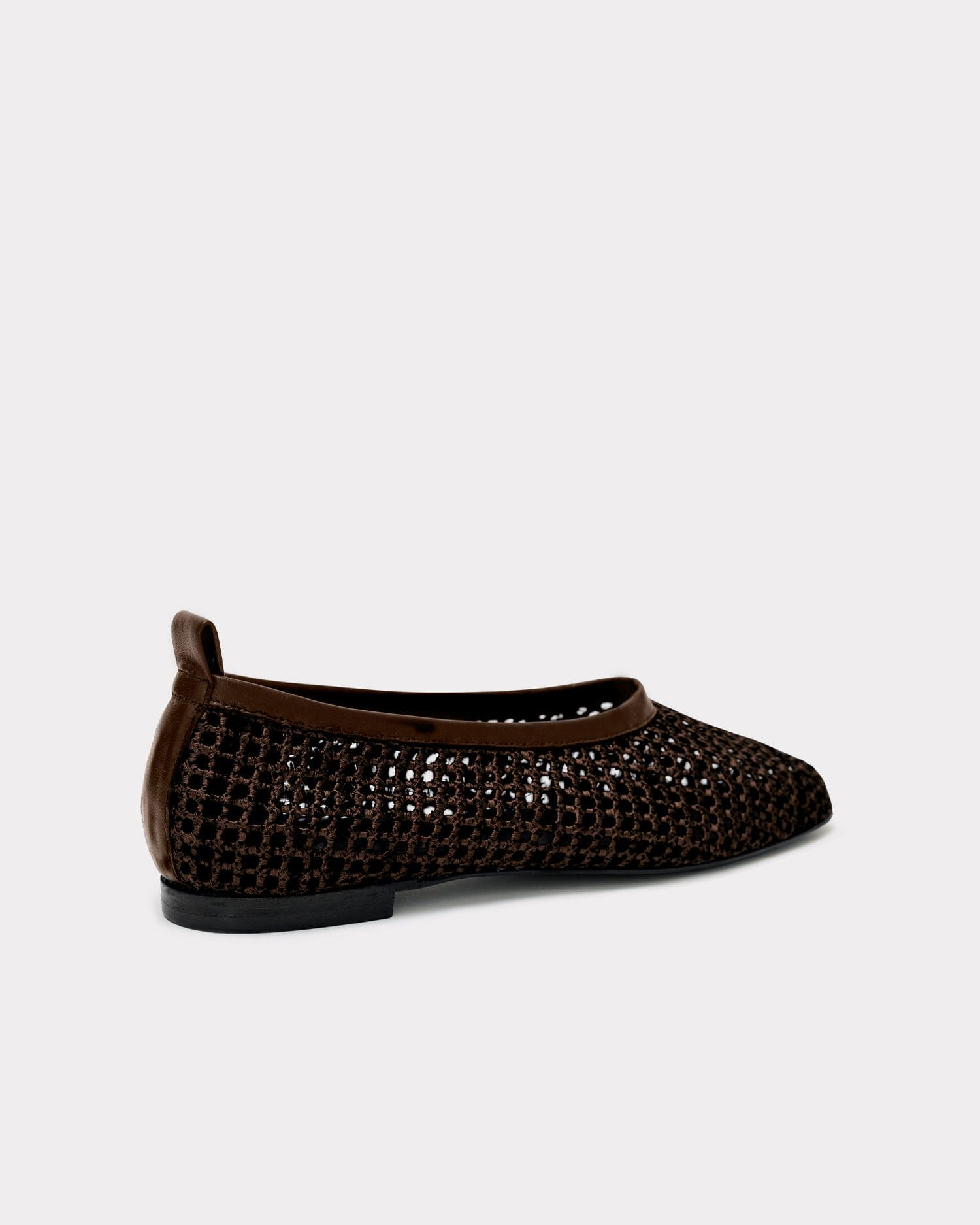 brown flats for summer in woven leather
