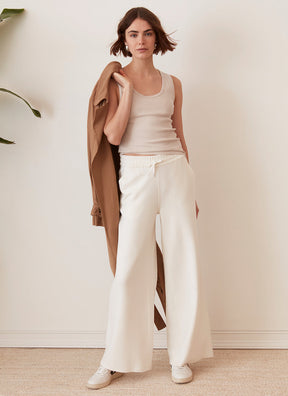 sustainable sweatpants in wide leg cut in ivory