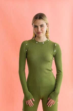 green knit long sleeve top with detachable sleeves