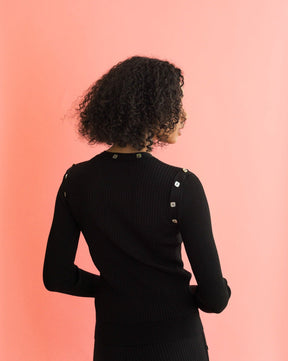 Lightweight long sleeve spring knit top in black