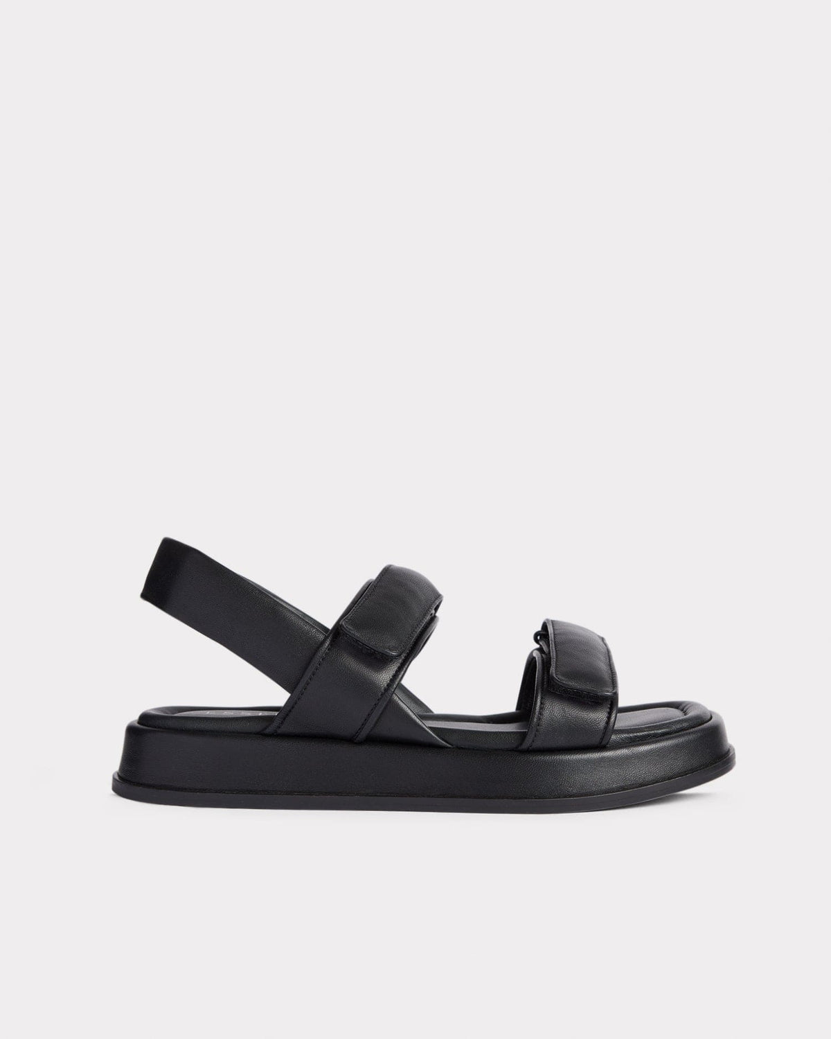 The Sporty Sandal - Black Sandals ESSĒN Black Leather 35