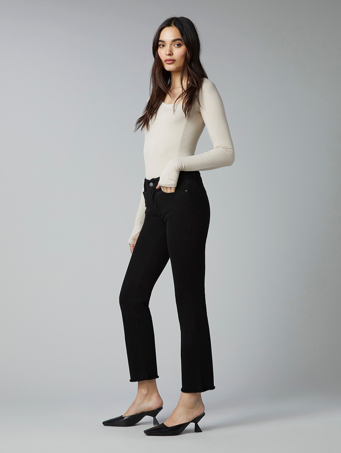 Mara Straight Mid Rise Instasculpt Ankle | Black Peached Raw Pants DL1961   