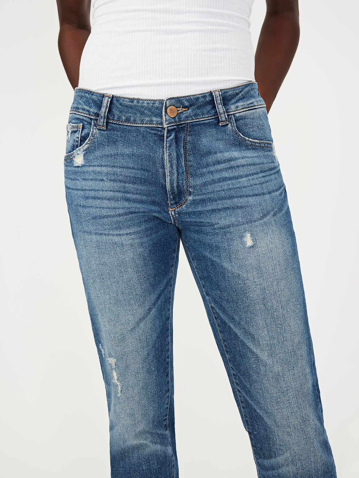 eco conscious vintage inspired boyfriend cut jeans in mid wash