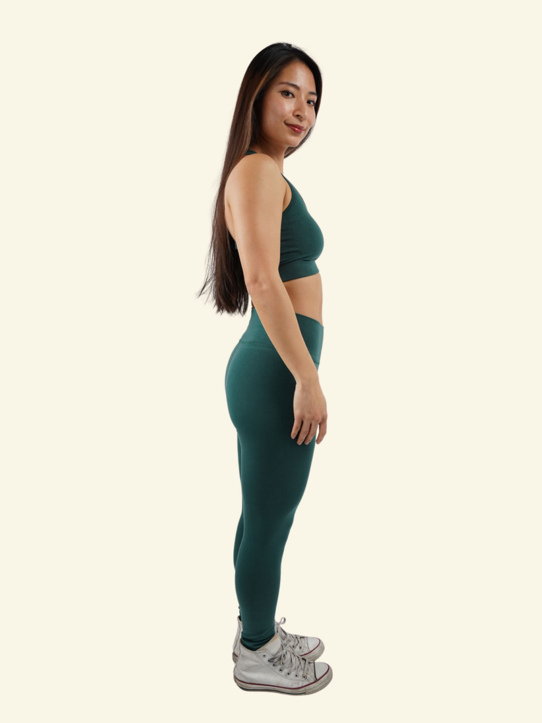 emerald green sustainable workout wear high waisted leggings