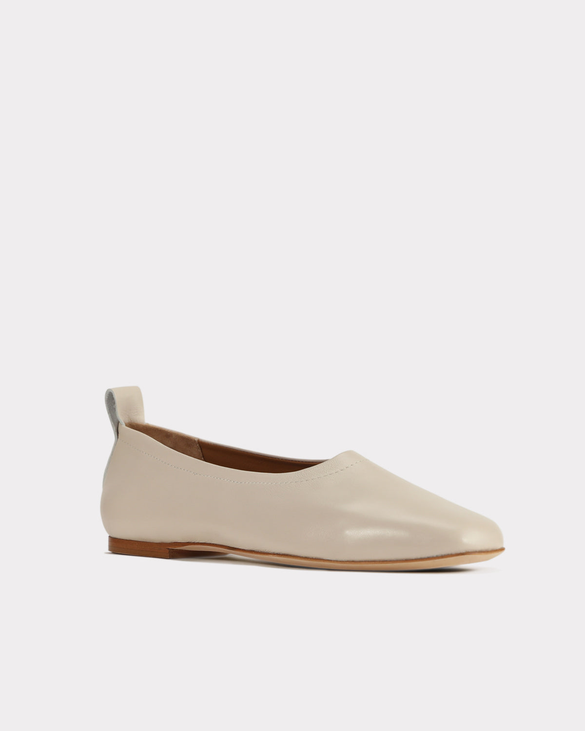 The Foundation Flat - Ivory