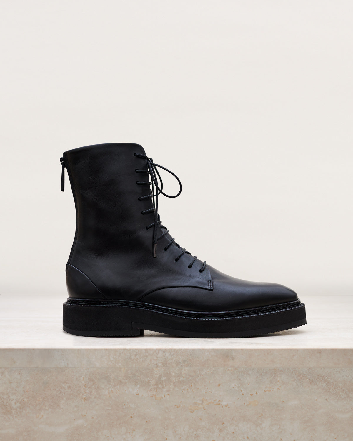 The Classic Combat - Black (MADE TO ORDER)